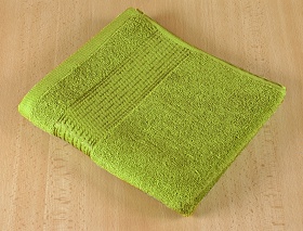 Froté ručník proužek 50x100 cm olivová